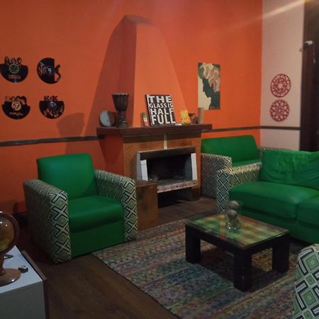 Casa Copada Hostel มอนเตวิเดโอ ภายนอก รูปภาพ